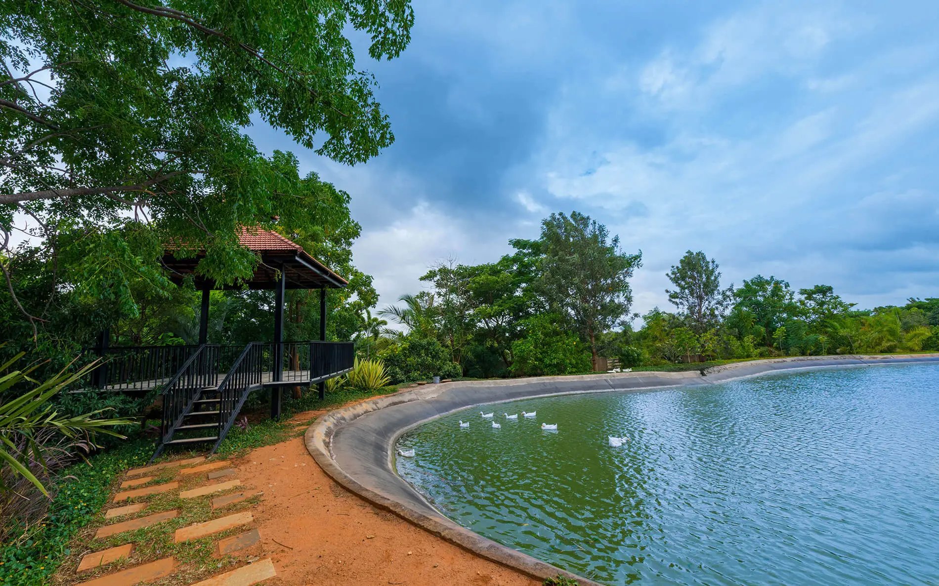 country estate in hosur road